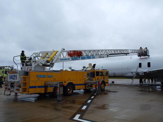 14 Truck assisting at an aircraft training class at Lehigh Valley International Airport